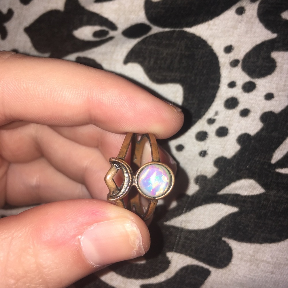 Opal Ring Women’s Size 8